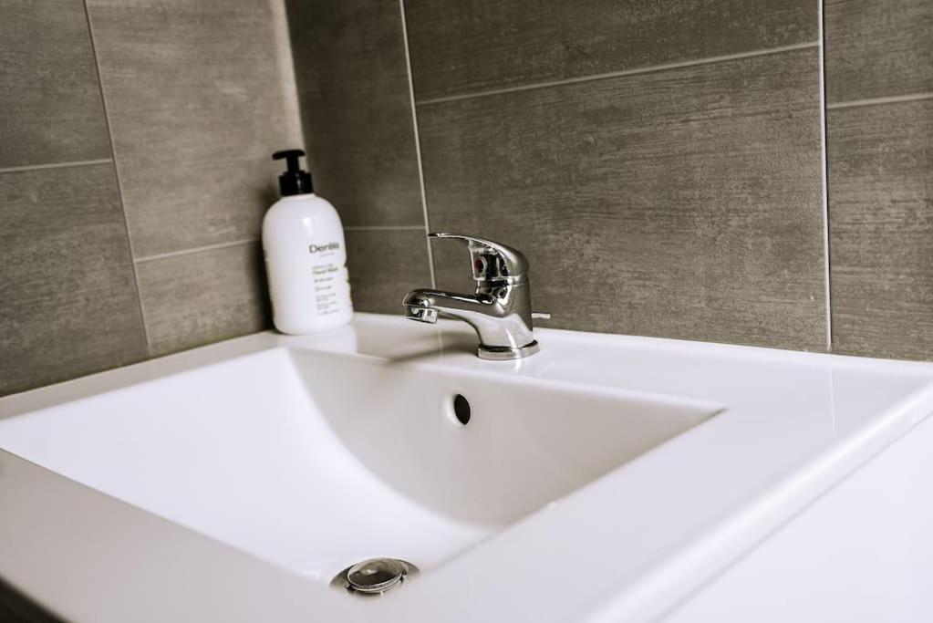 Appartement La Gare Viotte 브장송 외부 사진