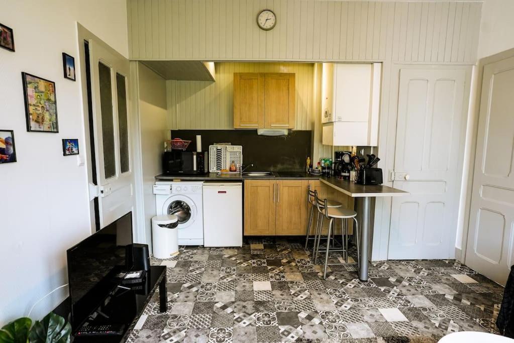 Appartement La Gare Viotte 브장송 외부 사진